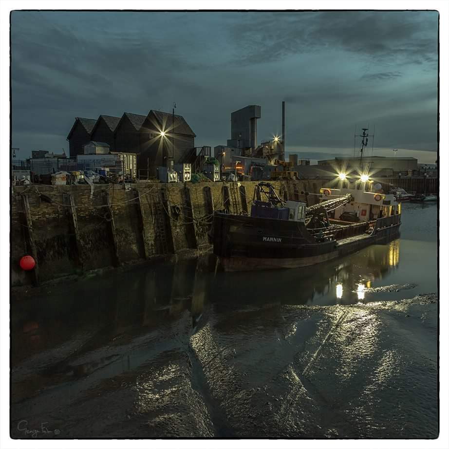 Mannin #whitstable #harbour #harbourmarket #boats #dredge #lowlight #longexposure #coast #georgefiskphotography <a href="/WhitstableLive/">Whitstable Live</a> <a href="/ifootpathuk/">iFootpath Super Walking Guides</a> <a href="/WhitstableHarbr/">The Harbour</a>