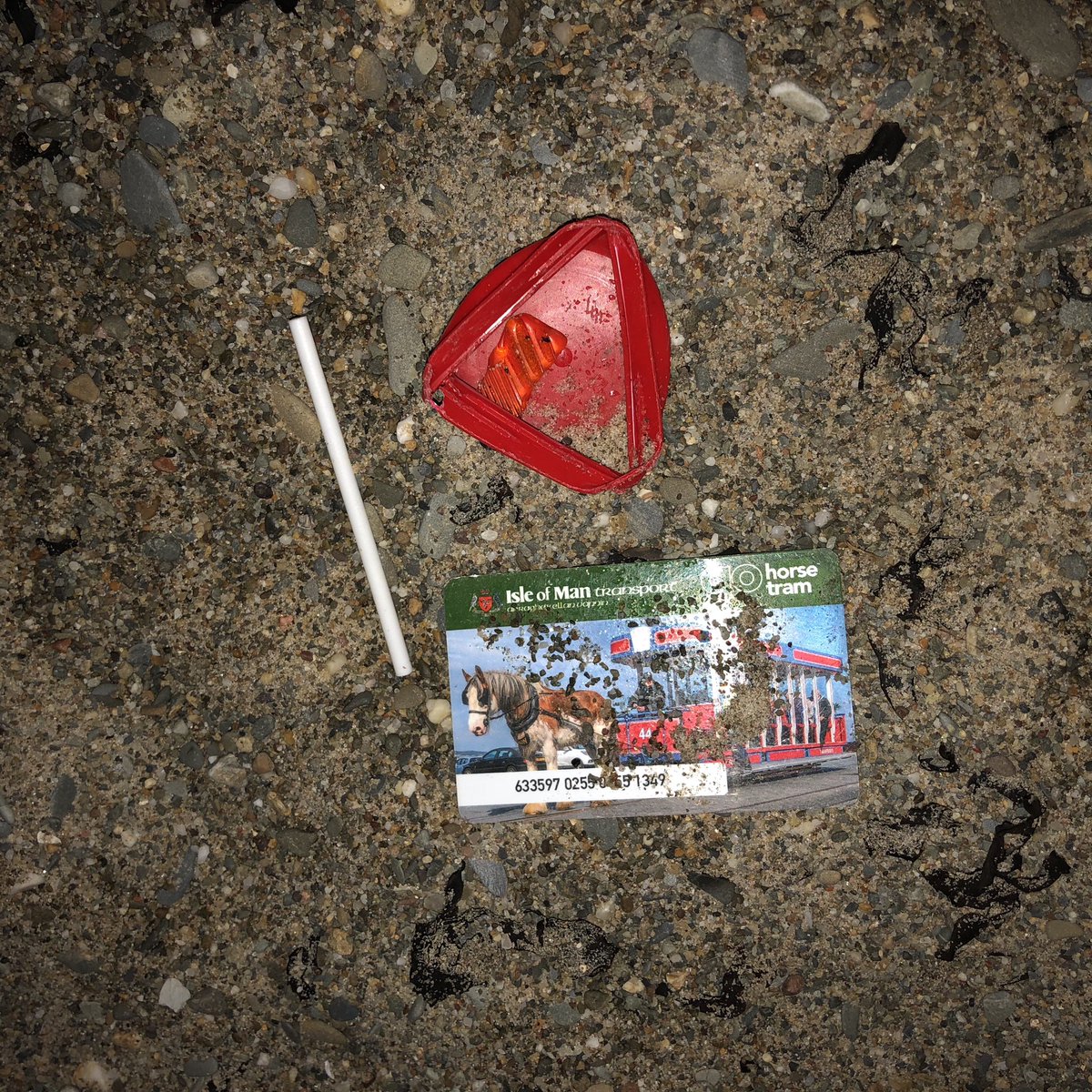 3POPIOM's tweet image. #3pop removed from Douglas beach this morning. It is easy to join in and do your bit. Simply pick up 3 pieces of plastic wherever you are - in your street, in town, on the beach, in the woods, or in the countryside 😀@BiosphereIOM @BuddiesIOM @LessPlasticIOM #loveiom