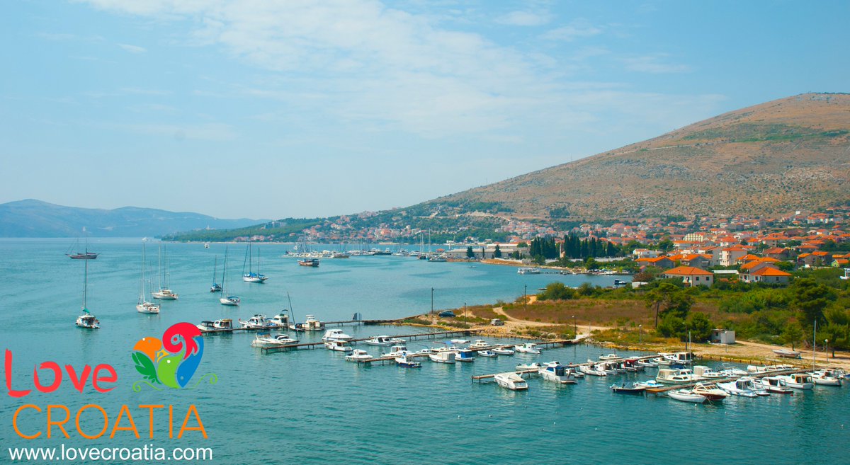 We all dream to lie on the beach at least for a while and listen to the sound of splashing waves and screams of sea-gulls.
#croatia_photography #travel #podroze #chorwacja #kroatien #croazia #croacia #hrvatska #travelblog #oldtown #chasingthedonkey #photooftheday