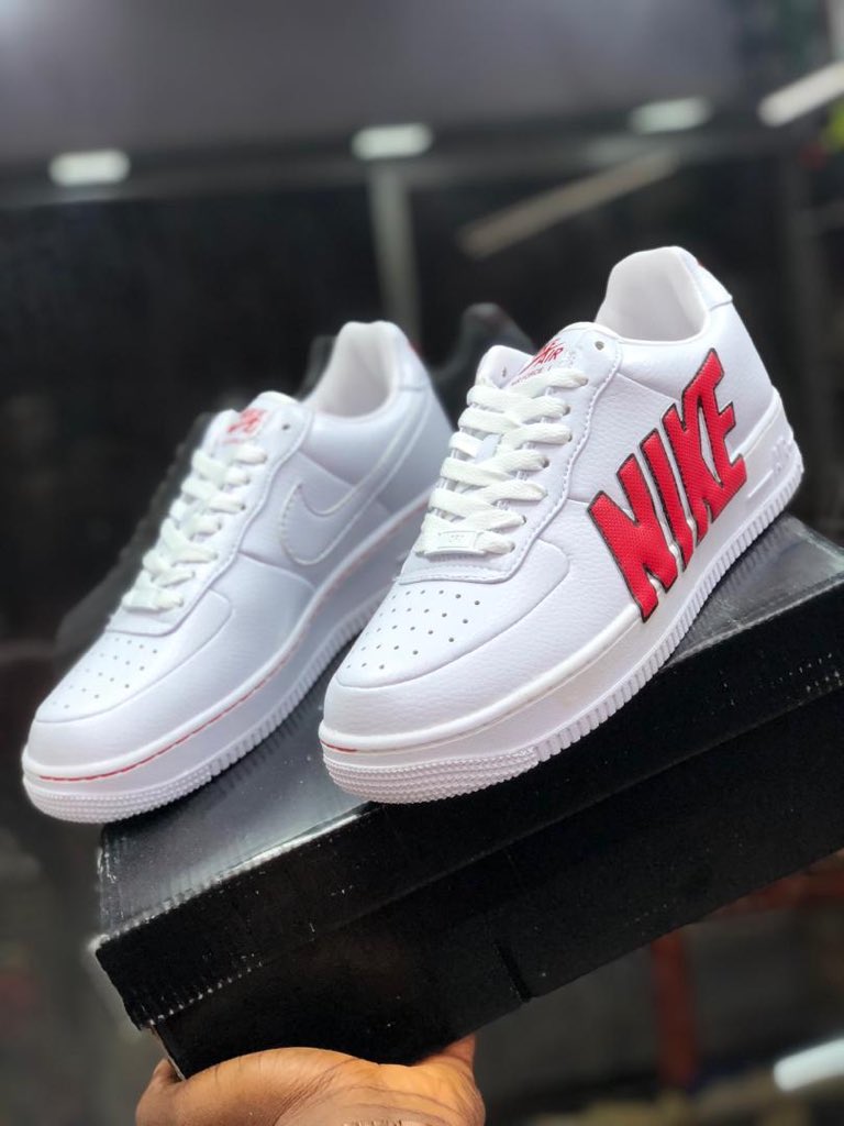 tsar_apparel1's tweet photo. Nunu  🔥🔥🔥🔥🔥🔥 now available. sizes 40-45 
Dm or watsapp for details 
#TheManOfTheNight #Stew #FeverVideo #tiwa #AMAA2018 #CuppyOnAMission #CR7 #AskMeAnything https://t.co/MAvp2JkueY