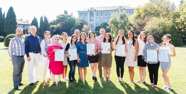 KSS Türkiye Dergisi (@kssturkiyedergi) on Twitter photo PepsiCo ve Bahçeşehir Üniversitesi Sürekli Eğitim Merkezi, PepsiCo’nun eğitimde fırsat eşitsizliğiyle mücadeleye katkıda bulunmayı amaçlayan “Kızlarımız Okuyor” projesi kapsamında eğitim işbirliği yaptı.
<a href="/KSSTurkiyeDergi/">KSS Türkiye Dergisi</a> 35.sayıda <a href="/PepsiCo/">PepsiCo</a> <a href="/Bahcesehir/">Bahçeşehir Uni (BAU)</a> PepsiCo ve Bahçeşehir Üniversitesi Sürekli Eğitim Merkezi, PepsiCo’nun eğitimde fırsat eşitsizliğiyle mücadeleye katkıda bulunmayı amaçlayan “Kızlarımız Okuyor” projesi kapsamında eğitim işbirliği yaptı.
<a href="/KSSTurkiyeDergi/">KSS Türkiye Dergisi</a> 35.sayıda <a href="/PepsiCo/">PepsiCo</a> <a href="/Bahcesehir/">Bahçeşehir Uni (BAU)</a>