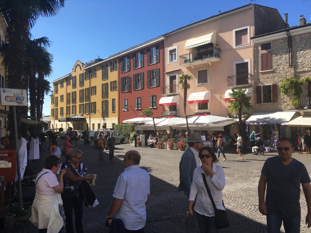 VillaCortine's tweet photo. Al via i lavori in piazza Castello a #Sirmione - Brescia Settegiorni https://t.co/kctma0ZMOY https://t.co/8kDEqvcwVZ