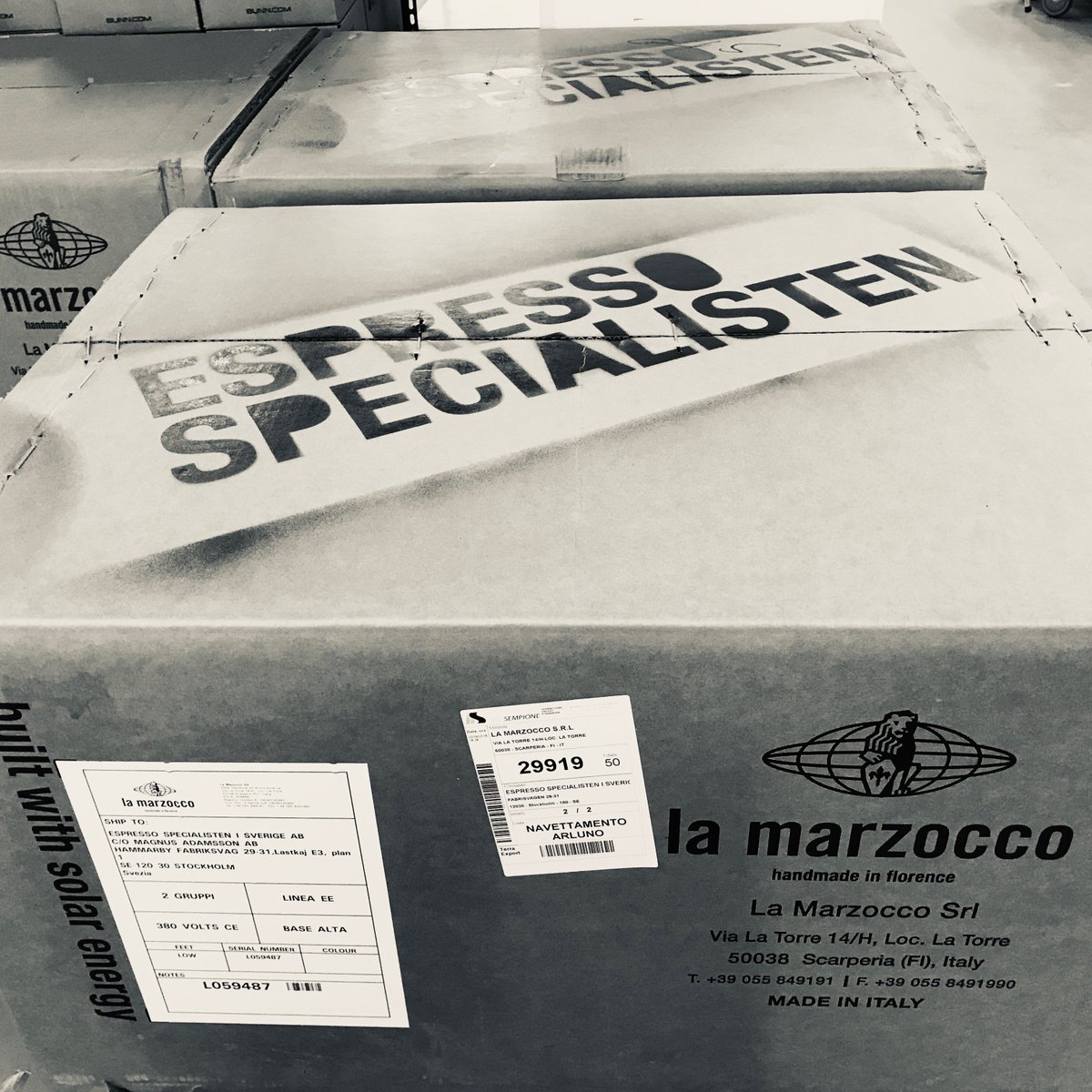 Mycket på gång idag! ☕️ #lamarzocco #handmadeinflorence #deliveryday #espressospecialisten