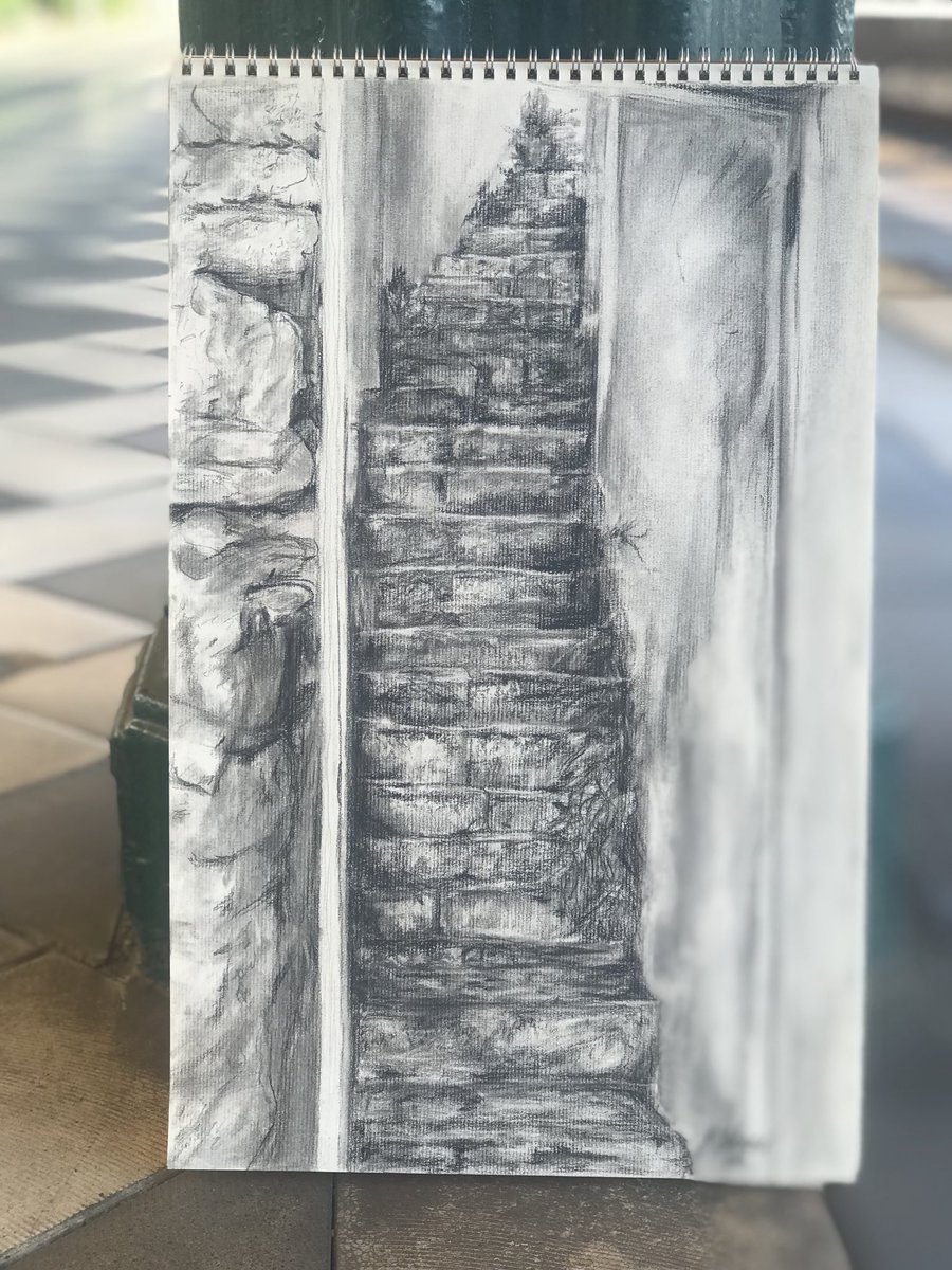 NakanoDenise's tweet image. The smallest walkways lead to the greatest adventures. #ThursdayThoughts #AnotherCreation  #ArtByDeniseNakano #Cefalu #Sicily