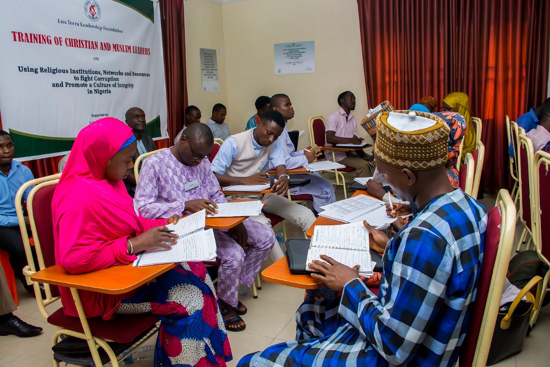 Lux Terra hosts 15 #Christian &amp; 15 #Islamic leaders - including #women and #Youth leaders - at its 3rd training workshop on the Effective Use of #religious Resources &amp; Networks to #fight #CORRUPTION &amp; Promote #Integrity in #Nigeria <a href="/NigeriaInfoAbj/">NigeriaInfoFMAbuja</a> <a href="/AIT_Online/">Africa Independent Television</a> <a href="/macfound/">MacArthur Foundation</a>