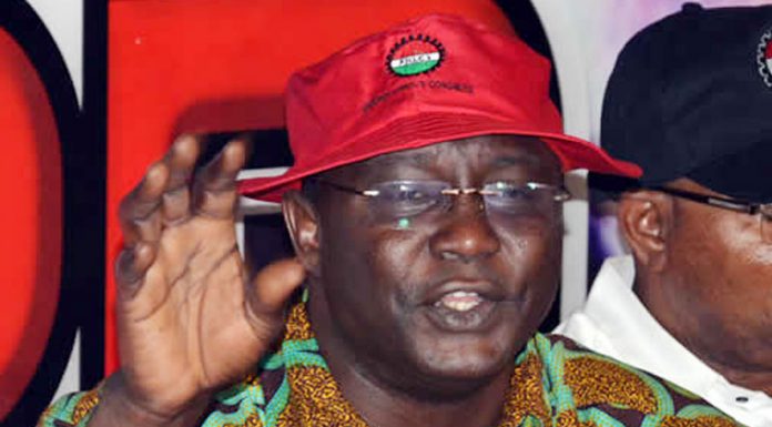 SaharaReporters's tweet image. NLC Mobilises Workers for Monday’s Strike

The NLC at the end of its National Executive Council (NEC) meeting held in Abuja wednesday directed all affiliate unions to commence immediate mobilisation of their members.

READ MORE: bit.ly/2CAGVQ1