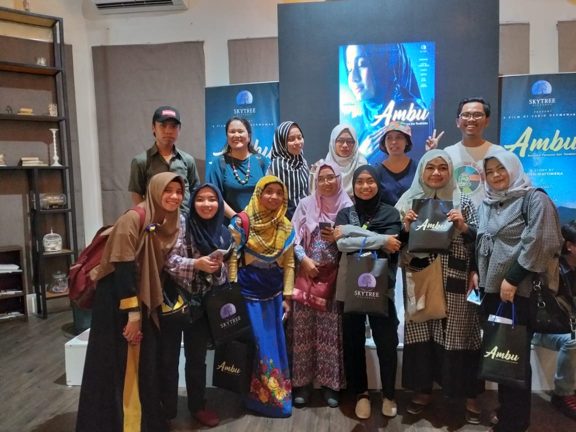 bloggercrony's tweet photo. Makasi yaaa #BCCSquad yang hari ini udah datang di press screening #FilmAmbu. Nantikan penayangannya di awal tahun 2019. https://t.co/Fh4Xrs852a