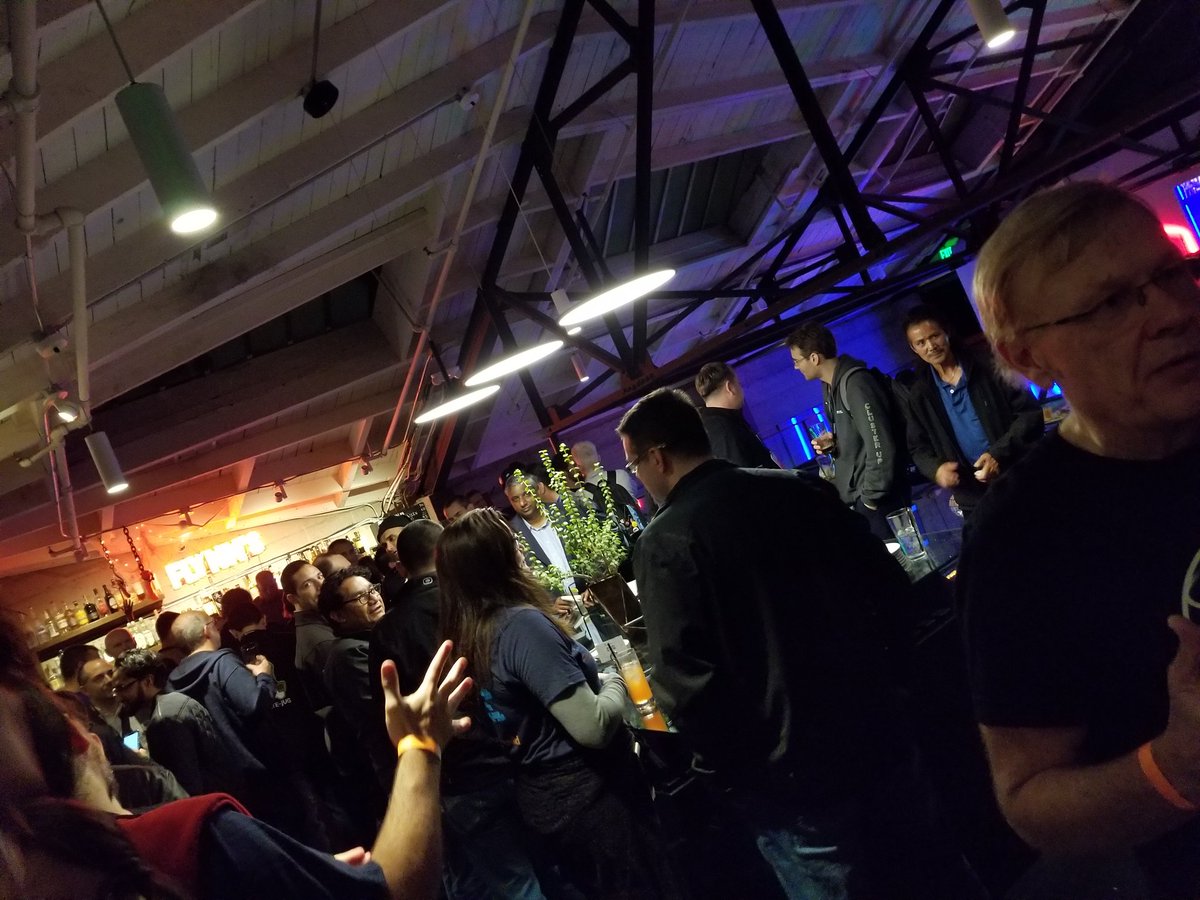 mgrygles's tweet photo. #CodeOneIBM @IBMDeveloper Java Community Party @OracleCodeOne https://t.co/7mZrUS51w0