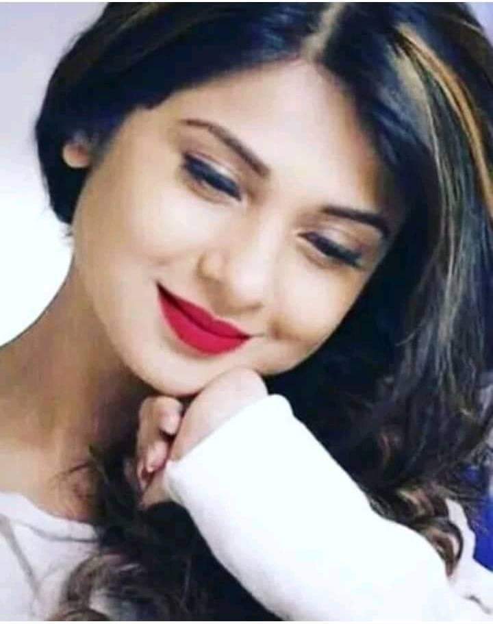 TPPCHL's tweet photo. *Aaj #mummy ne kha...sudhar ja
              nhi toh #shadi karwa denge...☹️☹️

   #subah se 10kaam #bigad 
                 Chuki hu #ghar ka...😜😜
#Tamanna 
#gudafternoon https://t.co/9enxcAmR8U