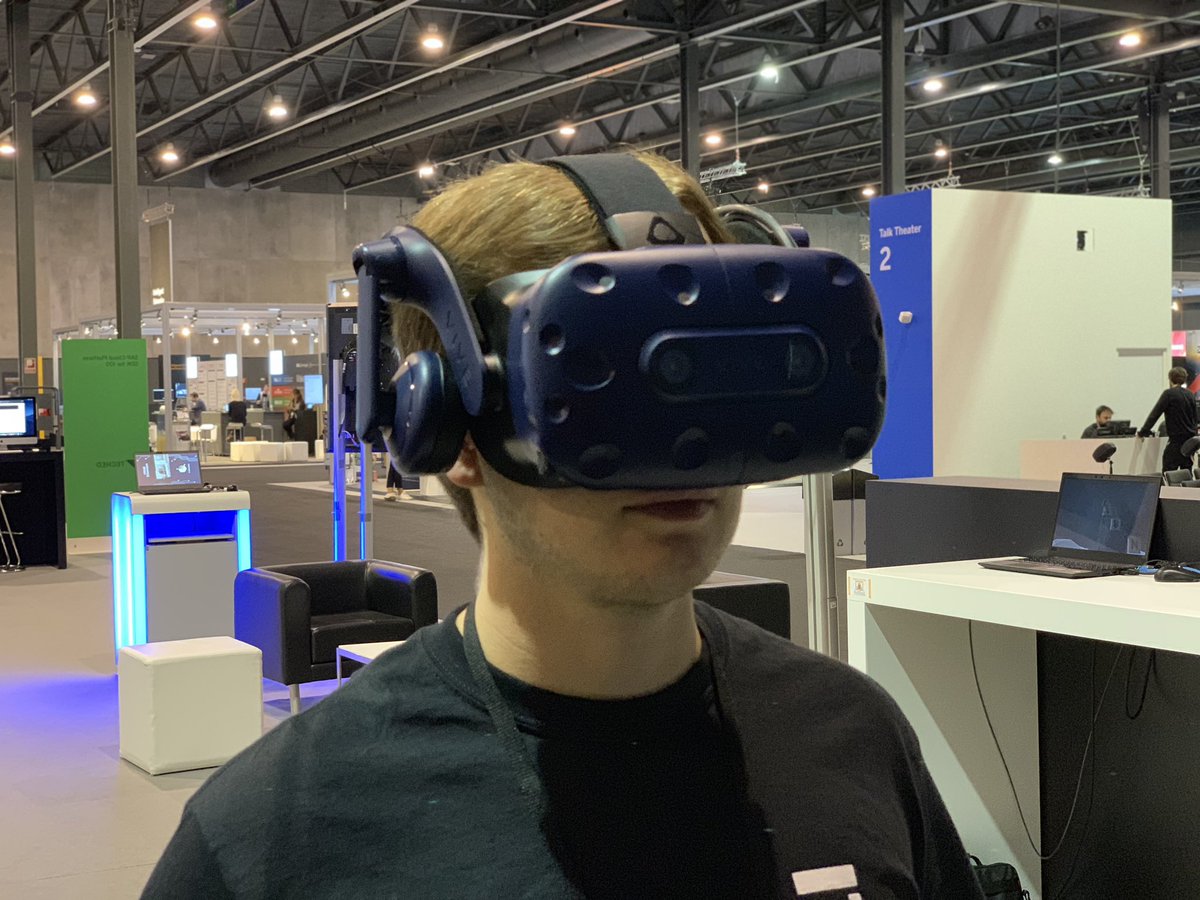 seb_javsphere's tweet image. Let’s get ready for the last day at #SAPTechEd in #Barcelona. Meet us at the #DeveloperGarage Hall 8.1 to experience how we run and the tools we are using at @SAP #VR #AR #MachineLearning #SAPUI5 #SAPCP #SAPrunsSAP