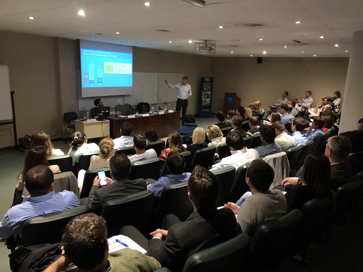 ‘Industria Fintech: Modelos de Negocio’ , evento realizado en conjunto con <a href="/UdeSA/">Universidad de San Andrés</a> 

Ahora escuchamos a <a href="/alecosentino/">Alejandro Cosentino</a> de <a href="/afluenta/">Afluenta</a> , dando cátedra sobre #Crowdlending