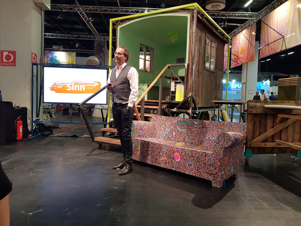 Anna-Carina Kern tweet media