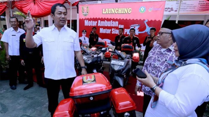 New!!!! Untuk warga kota semarang...
Ambulance hebat kota semarang juga ada dalam bentuk Motor ambulan...
Layanan gawat darurat dan homecare 
Hubungi call center ☎️1500132
Gratis!!! #ambulancehebat #ambulancehebatkotasemarang #pemkotsemarang