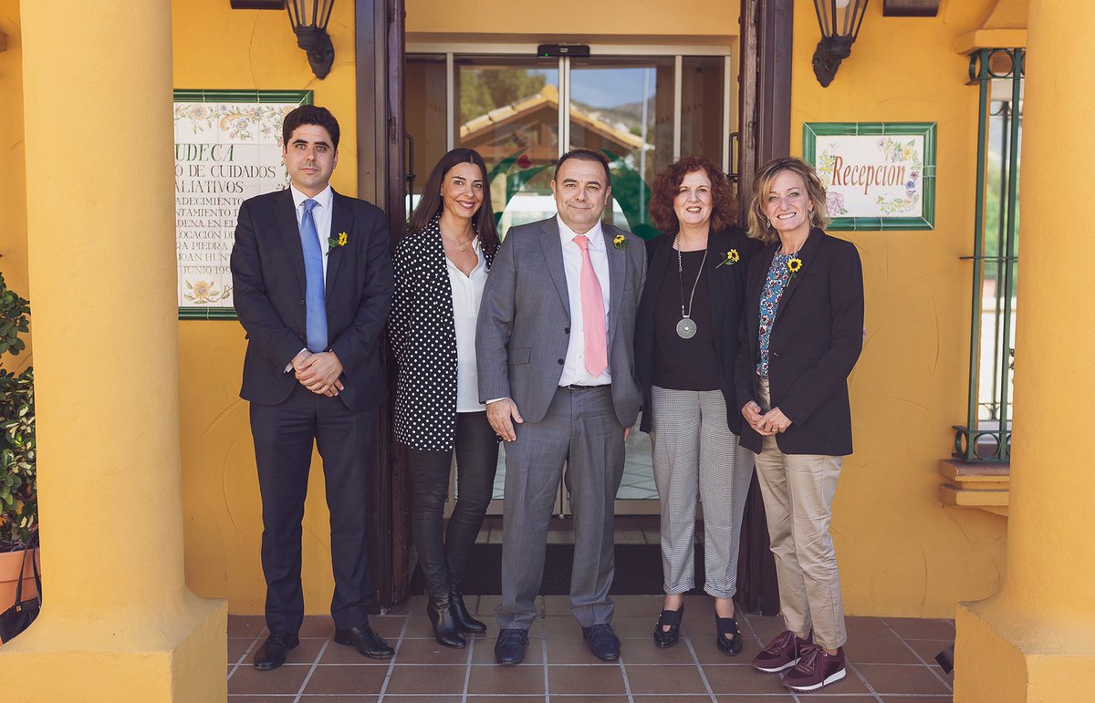 Hoy hemos firmado un convenio con <a href="/BcsConsultoria/">BCS Consultores</a> con el objetivo de asesorarnos en nuestra estrategia digital, creación de una nueva web para el nuestro Centro de Estudios e Investigación, y una plataforma de e-learning para los cursos on-line ¡Gracias!❤️ bit.ly/2Pqsq7Y