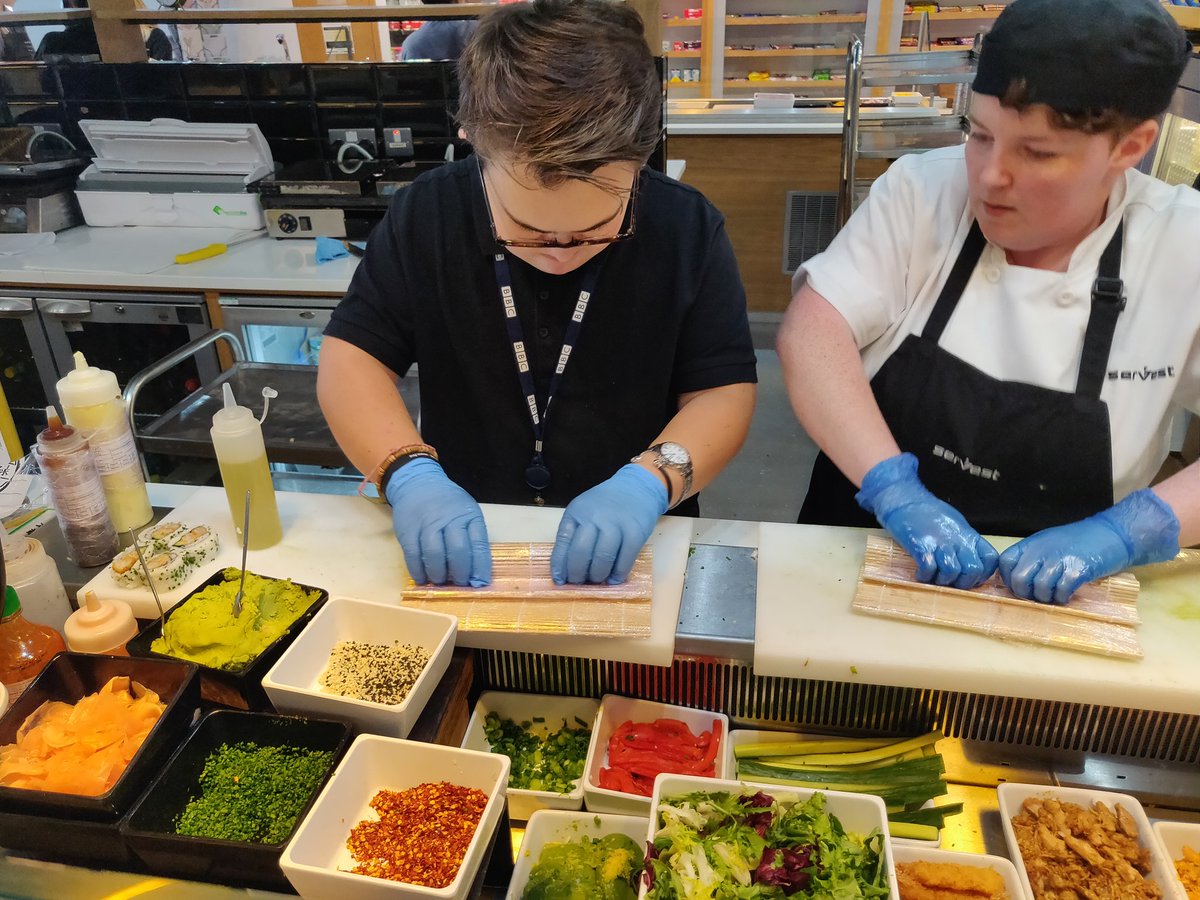 chefjohnfleming's tweet photo. Jenny our amazing chef teaching our front of house staff how to make sushi. Bursting with pride today @ServestFoodCo @AngelHillFood @debbie_noakes @chrisincefood https://t.co/1y0Ueh46i9