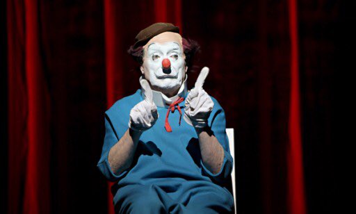 tbarnaud's tweet photo. #DefiSpectacleVivant
30 jours 30 spectacles marquants (théâtre cirque danse cabaret concert ..)
Pas d'explication
Defié par @th_cote_coeur
Jour 22 : MIOUSIK PAPILLON
La poésie de Pierre Etaix
En 2011, @fourviere hors les murs au Théâtre du Point du Jour https://t.co/zVYH3SYiUo