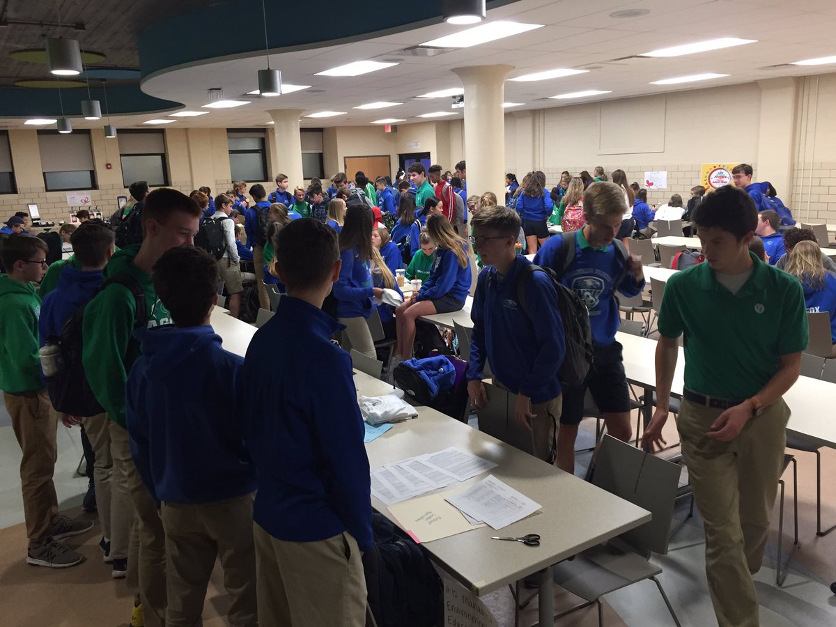 Bright and early this morning before school students gathered in the cafeteria to prepare for #makeadifference day! Tomorrow and Saturday over 200 CJ students will serve in non-profits all over the Miami Valley. @DaytonUnitedWay 
#ShowtheLoveCJ