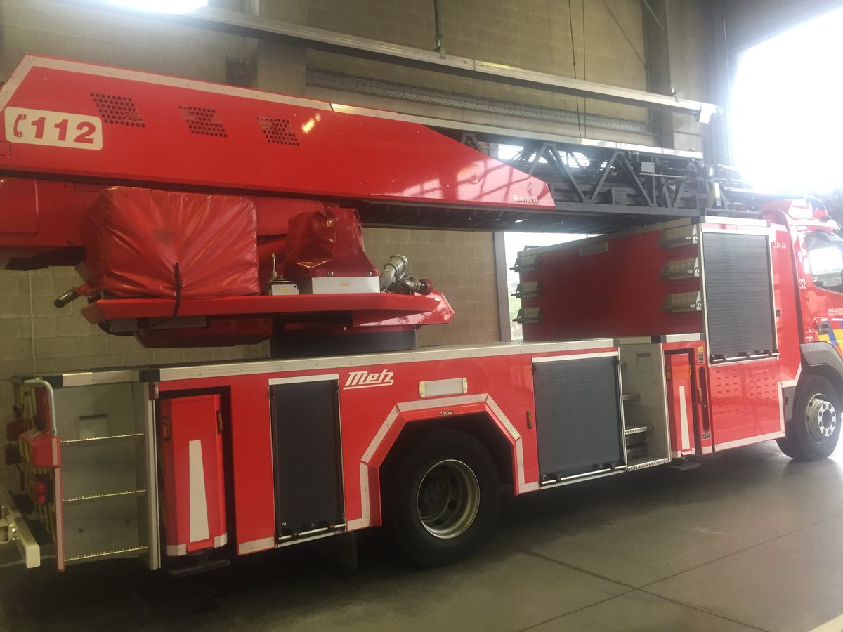 Lize_Bergmans's tweet photo. Werkbezoek D1 #rampenmanagement https://t.co/9Q51gqHrDr