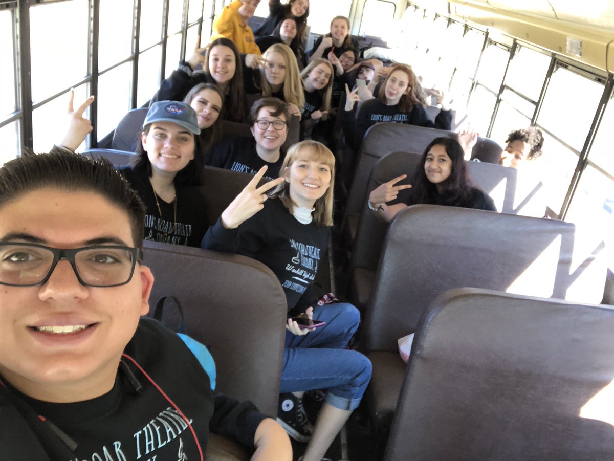 warhill_theatre's tweet photo. @VTAWillCall @VTASecondaryDiv #LRTC is coming for ya!!!!! #twobuses #LRTCatVTA https://t.co/O5lntRyRg2