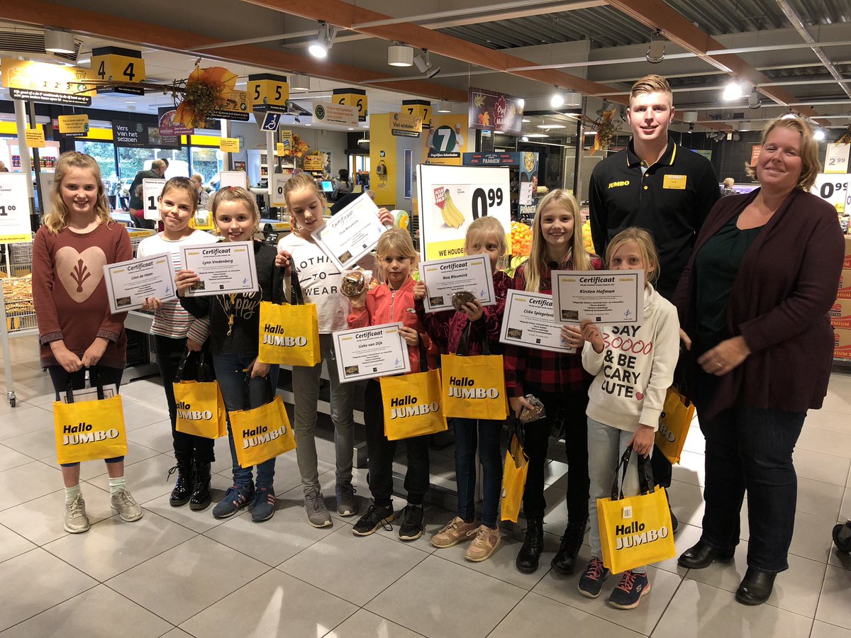 We hebben een hartstikke leuke Roefeldag verzorgd. Het succes werd gemaakt door de enthousiaste deelnemers. Top!