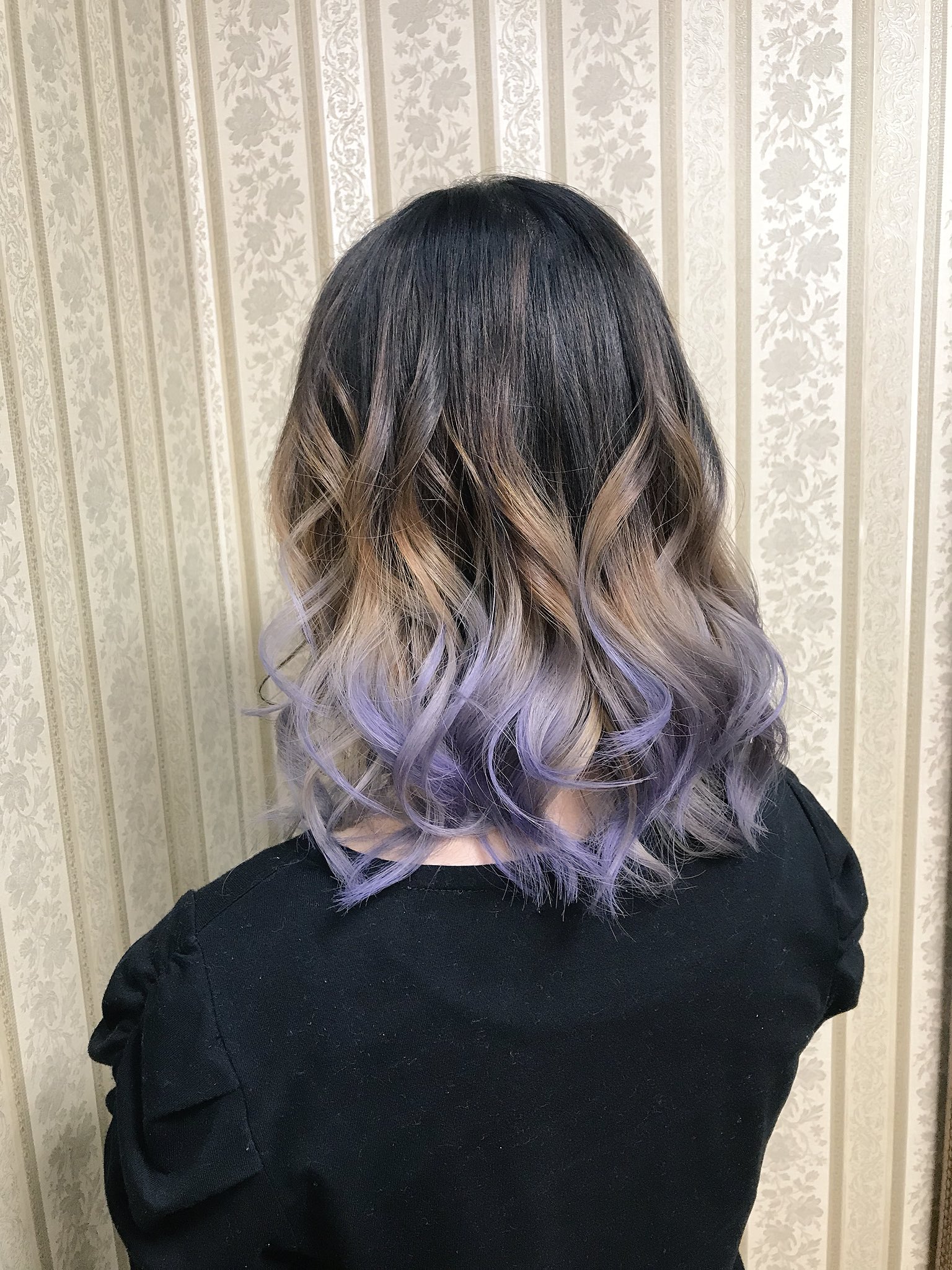 シャンテグラム ヘアスタイル紹介 地毛 ラベンダーアッシュグラデーションカラー 柔らかな雰囲気になりました T Co Jwfzd7hsx4 Twitter