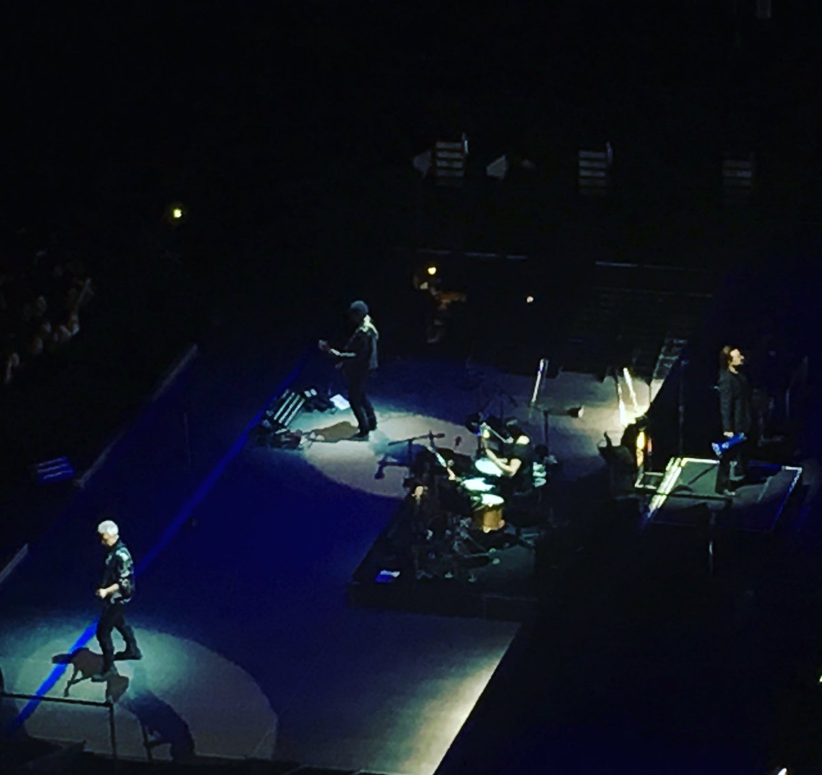 bobwildvank's tweet photo. What a night, U2 @TheO2 in London! https://t.co/8xjRvGA76i