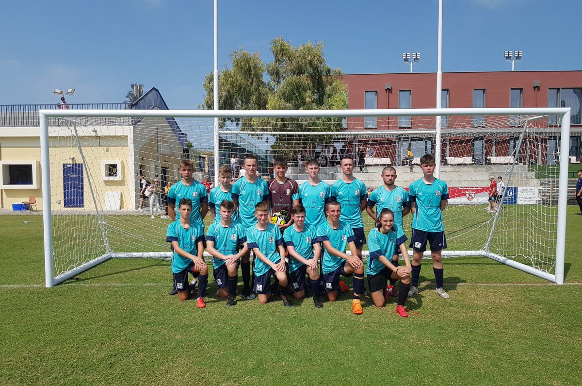 Proud sponsor of the @PE@CHS U16 football team touring Dubai.

We'll be sponsoring many more school teams and events in the near future. Watch this space! #pegeeks

<a href="/CorfeHills/">Corfe Hills School</a>