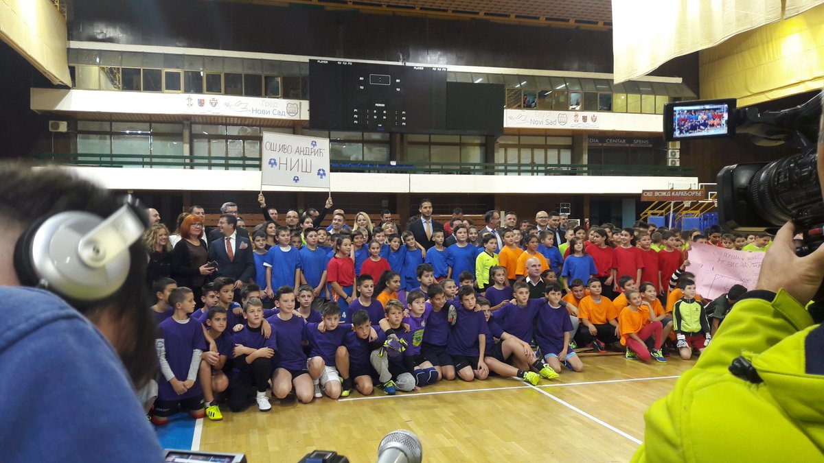 OSCE_Serbia's tweet photo. Amb Orizio We are grateful to Government of Italy, @ItalyatOSCE, thanks to whose support we were able to continue #ToSuccessTogether and expand it to 2 news schools this year. We highly appreciate our partners incl. @IsraelinSerbia and business community. https://t.co/k1Ux8Z0feH