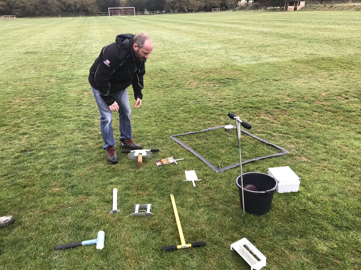 HambledonFC's tweet photo. Great to have Rob Donnelly from @the_iog visit Badger Park this morning as part of @AllettMowers Pitch to Play Competition. #learning #pitchtoplay #iog #allet #hambledon #surreyfa https://t.co/J5xTfvYX4q