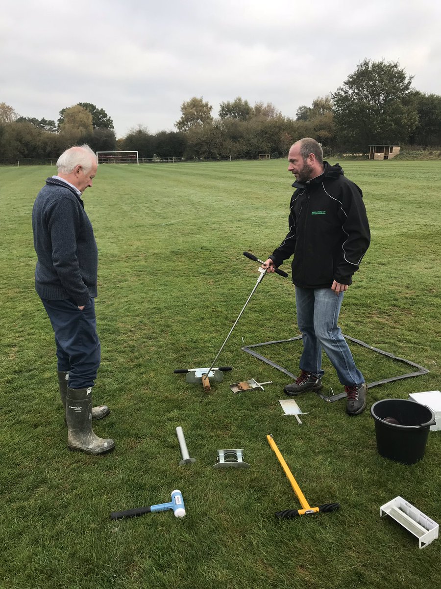 HambledonFC's tweet photo. Great to have Rob Donnelly from @the_iog visit Badger Park this morning as part of @AllettMowers Pitch to Play Competition. #learning #pitchtoplay #iog #allet #hambledon #surreyfa https://t.co/J5xTfvYX4q