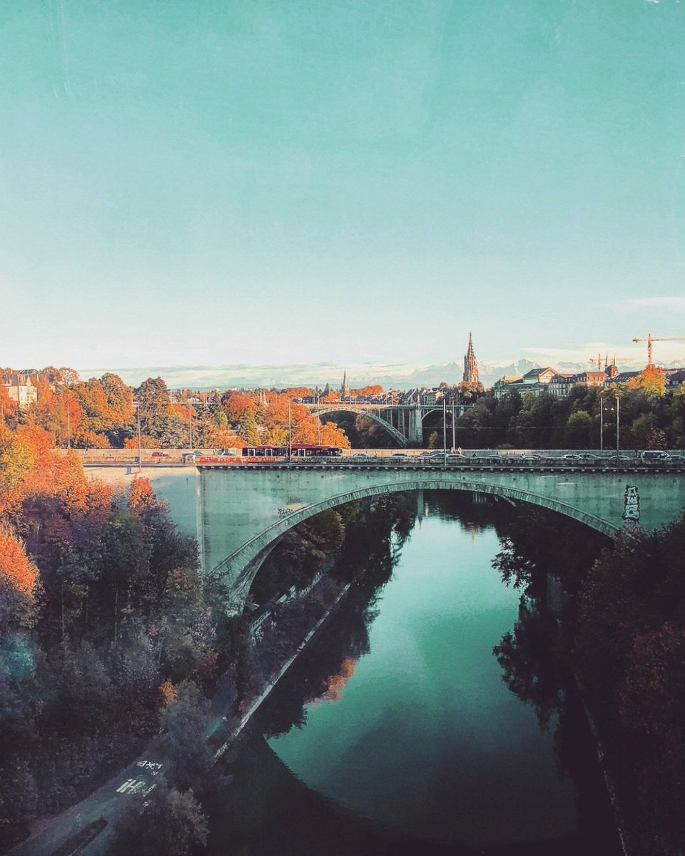 No place like home 🏡 💙 for tourist special places of Bern might be the House of Parliament or the iconic Rosengarten or the Münster but for me it is the view from the train that I see everytime I am coming home ❤️ W #werbung #misbärn #bärnihadigärn #miniregion #news