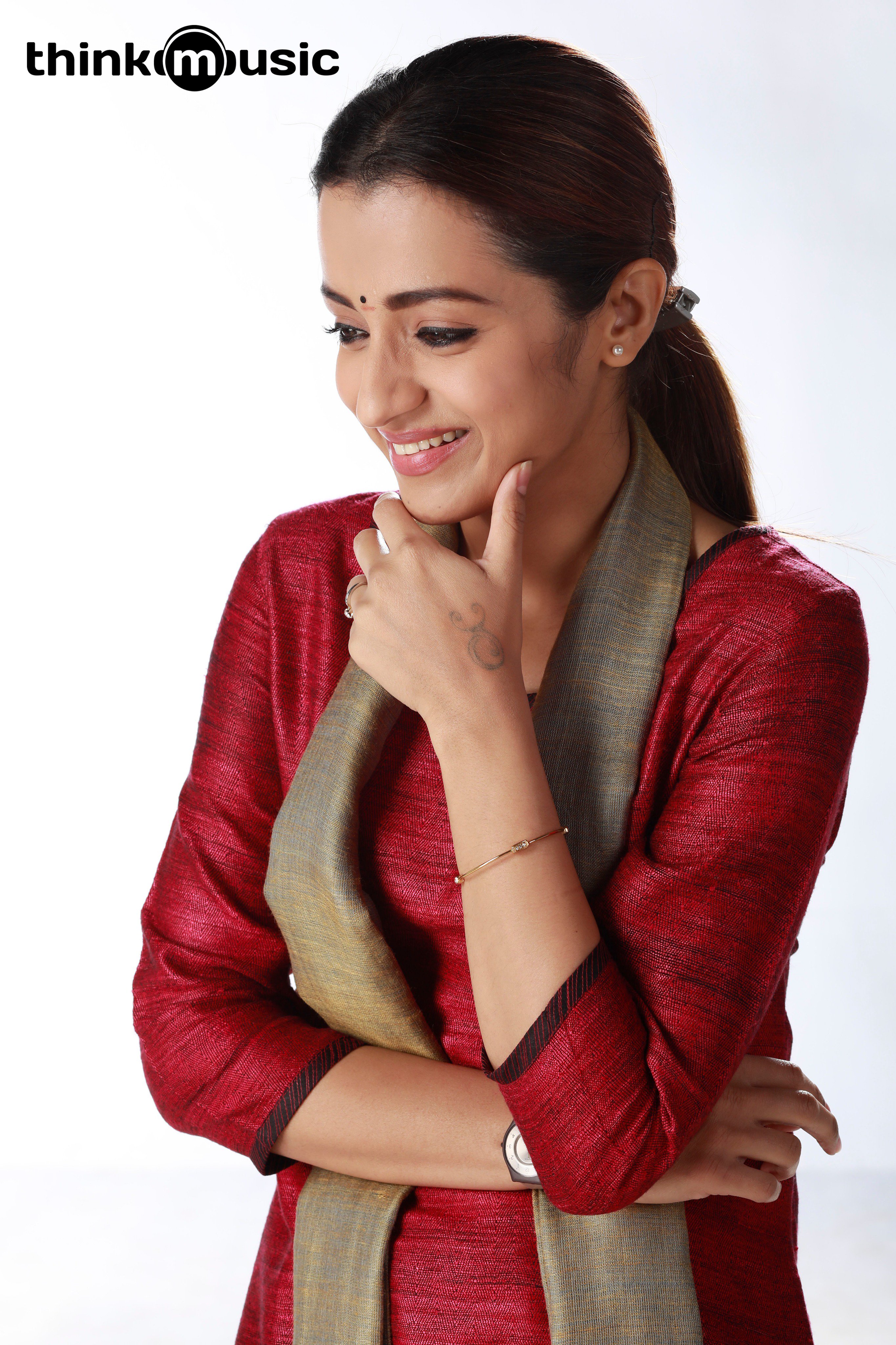 DqWGYFoUUAEi9zO?format=jpg&name=4096x409