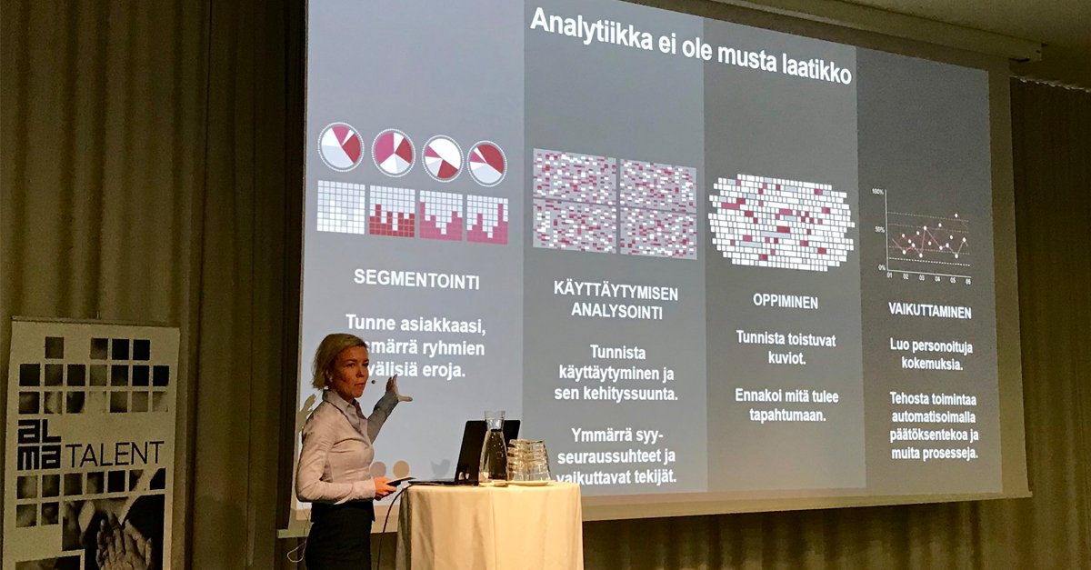 CGI_FI's tweet photo. #Analytiikka ei ole musta laatikko! @EevaToday ja @JukkaSuuniitty avasivat tänään #RoboHR2018-tapahtumassa ennakoivan analytiikan ja tekoälyn mahdollisuuksia HR-prosesseissa 🔥 #CGIHR #HR #tekoäly #AI https://t.co/yznHrO60eq