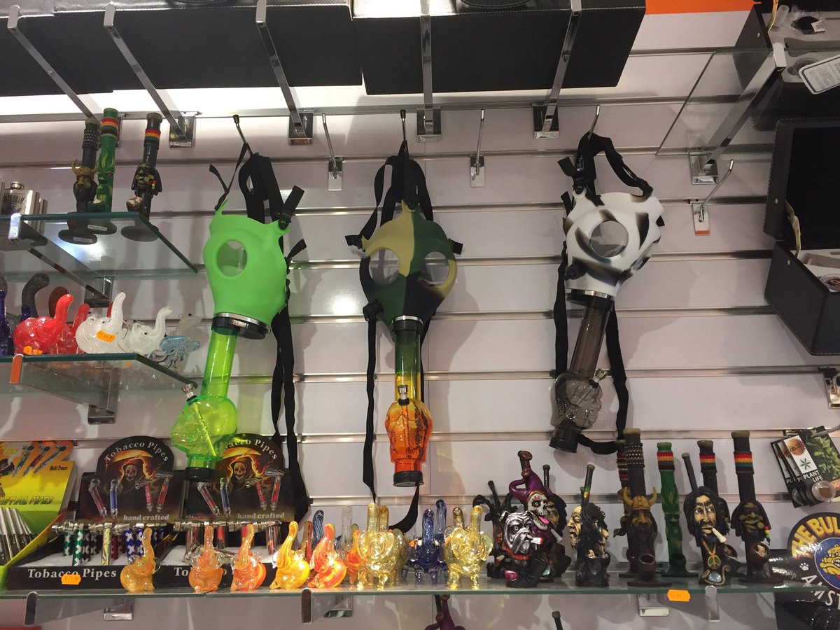 CryptoChihiro's tweet photo. Next year definitely back to Amsterdam 🤗 maybe I should try out this insane masks 😂

Have you ever been there ? beautiful city and crazy shops 😅 https://t.co/CTo74kX0gp