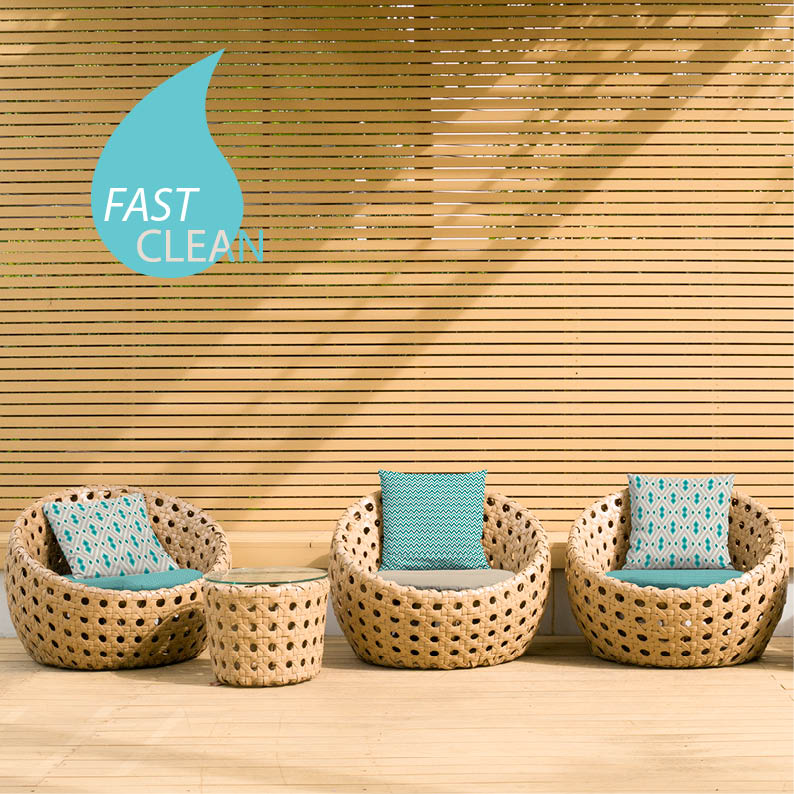 Haz tu vida más fácil con nuestro acabado FAST CLEAN. / Make your life easier with our FAST CLEAN fisnish.
 💧👍
#realupholsteryforrealhome #decor #design #outdoor