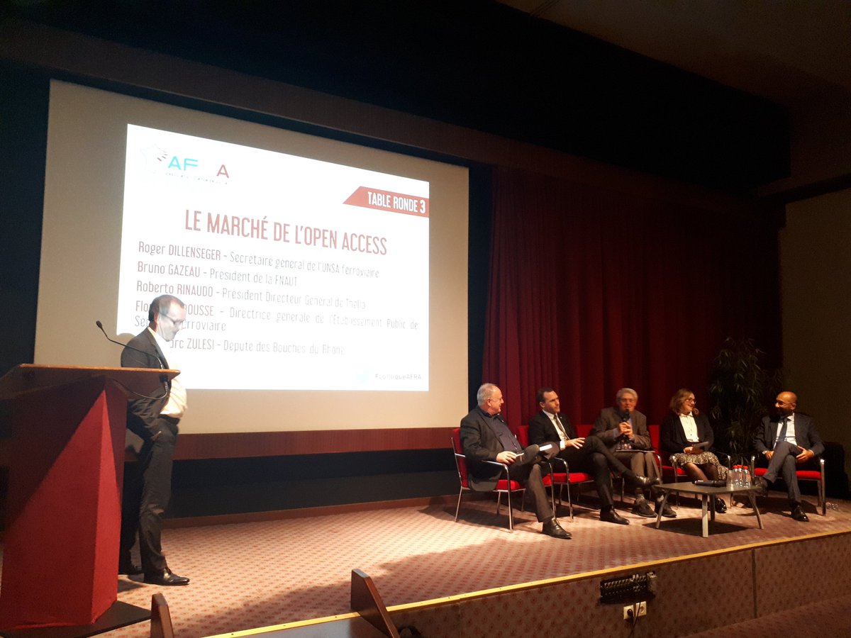 jmzulesi's tweet photo. Échange ce matin avec les acteurs du #ferroviaire sur les enjeux de l'open-access
↪assurer une desserte grande vitesse de qualité pour tous les territoires
↪garantir l'accès au #TGV à tous
✅pour une ouverture à la concurrence équilibrée et équitable
#ReformeSNCF @AfraRail https://t.co/vqUzwjYnic
