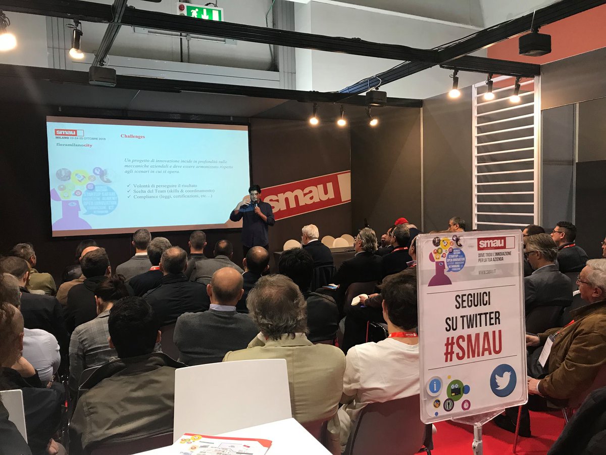 NextEUIndustry's tweet photo. Grande successo  per il workshop di #NExtIN su ‘Lo smart manufacturing per la fabbrica del futuro’ a #smau #smartmanufacturing #fabbricadelfuturo #smau2018 https://t.co/KulFYYd862