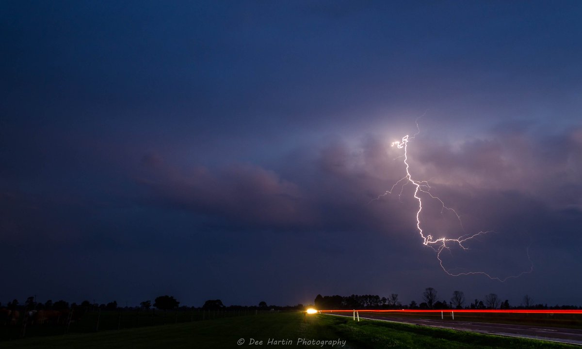 DeeHartin67's tweet photo. #Lightning #storms Casino #northernrivers  #Australia https://t.co/DtngM9STjH