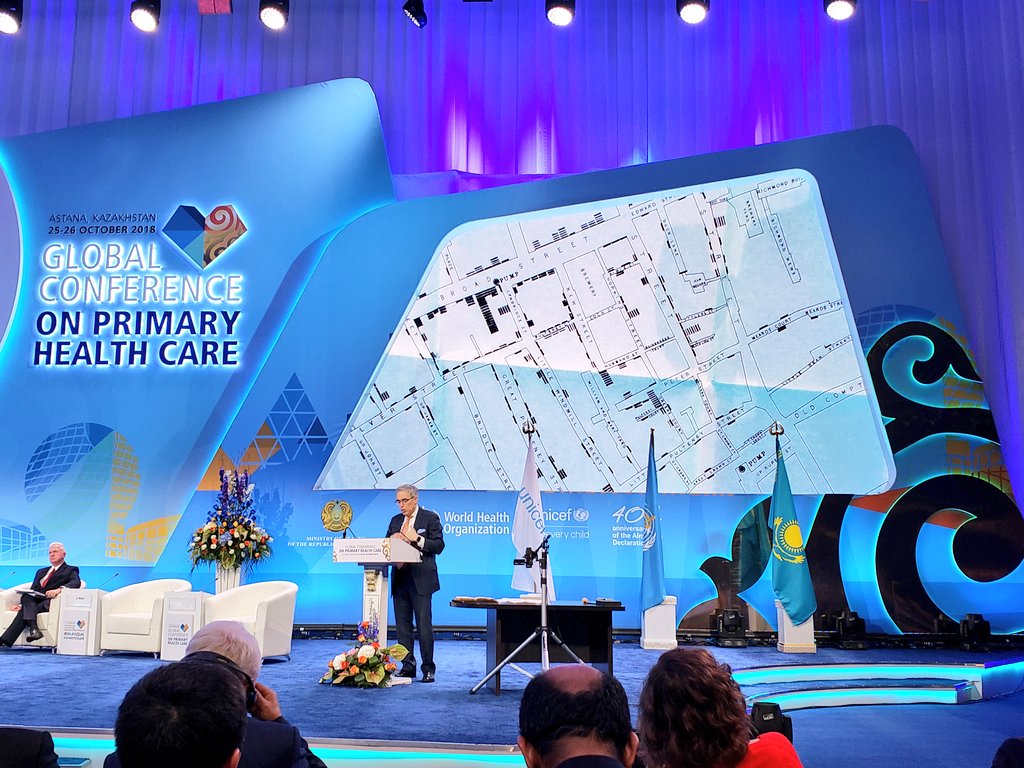 yassentch's tweet photo. #Astana2018 discussing the history of #publichealth and going back to #JohnSnow #pumphandle 
#phc #uhc https://t.co/sNH2jrnzJb