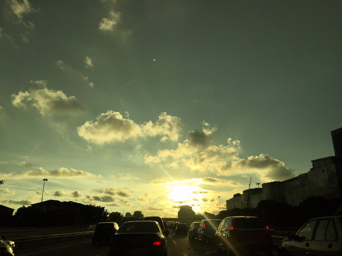 ninetynine_mh's tweet photo. The world where you exist.
#sunSHINee 💕 https://t.co/nnSfBLgeLV