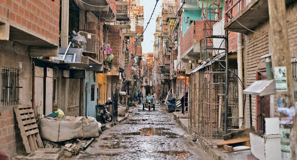 Proyecto en movimiento: el plan para urbanizar todas las villas del país

Por <a href="/Bruno_Lazzaro/">Bruno Lazzaro</a>   

 ambito.com/937493?utm_sou…