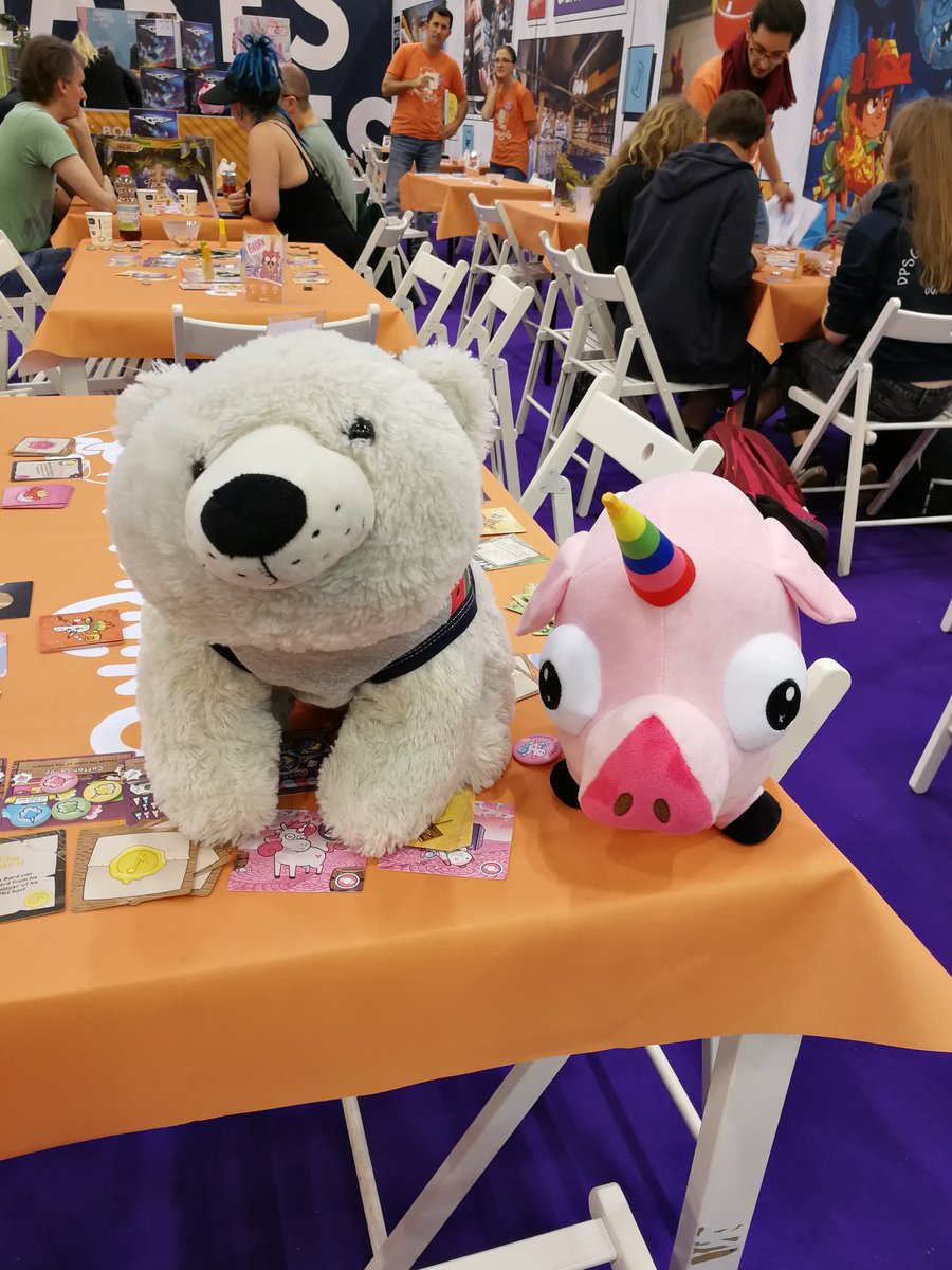 Colin is already making new friends! #boardgamebear <a href="/MorningPlays/">Morning</a>