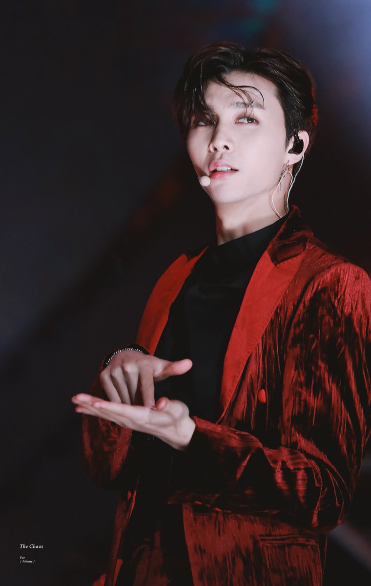 thechaos0209's tweet image. #regular3rdWin 

1위 내 손에있다🏆

#Johnny #쟈니 #서영호 #NCT #NCT127 #NCT127_Regular_Irregular