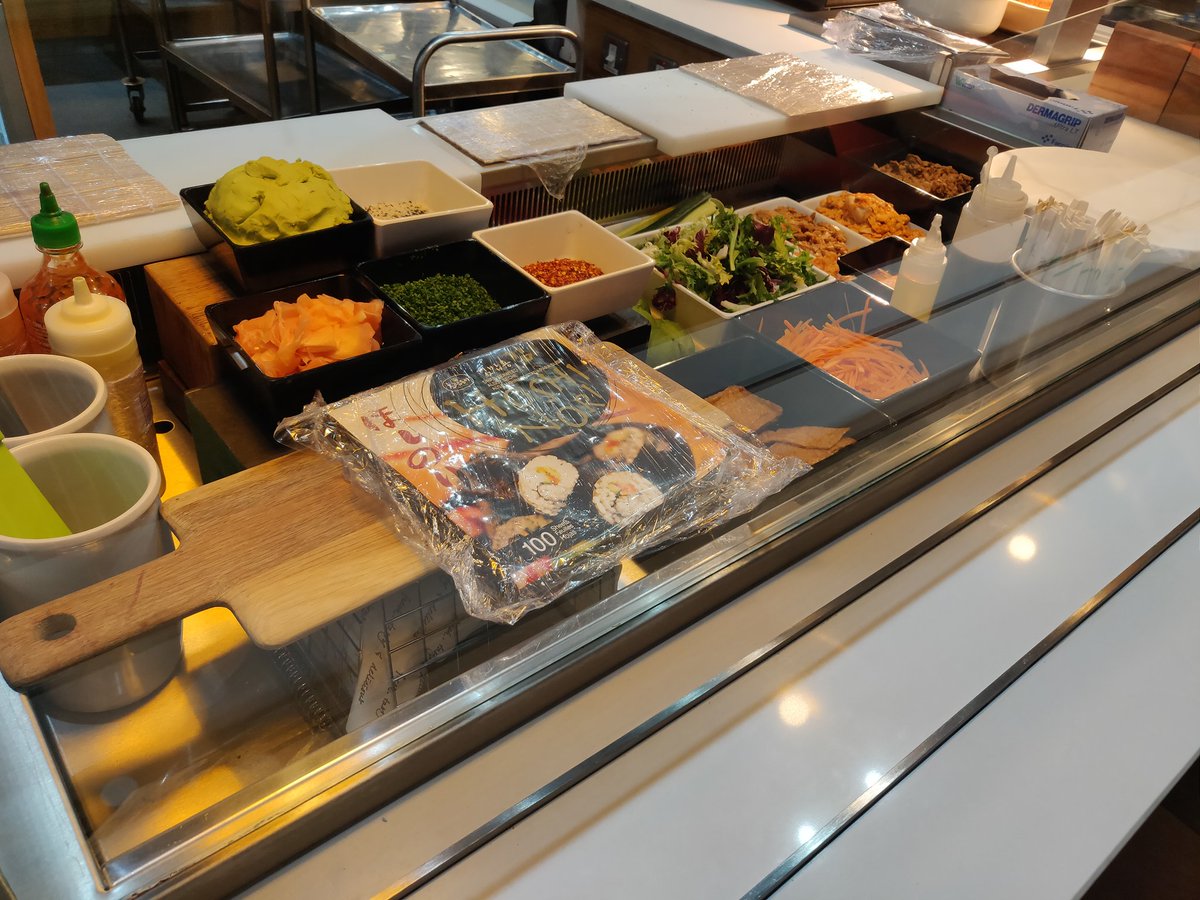 Exceptional planning and execution from my chef Jenny at BBC Glasgow on her live sushi bar fantastic work. Perfect team I will miss so much @ServestFoodCo <a href="/chrisincefood/">Chris Ince</a> <a href="/debbie_noakes/">Debbie Noakes</a>