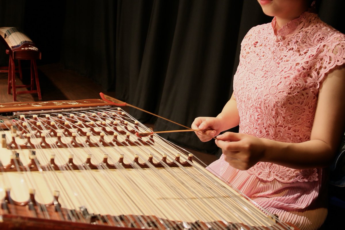 CI4TCM's tweet image. Our performance team are back in action! Along with the returning favourites, including  Kung Fu Fan, this year we have a CHINESE DULCIMER. To book a Chinese New Year Performance please email brewstec@lsbu.ac.uk
Availability is limited. 

#China #performance #London