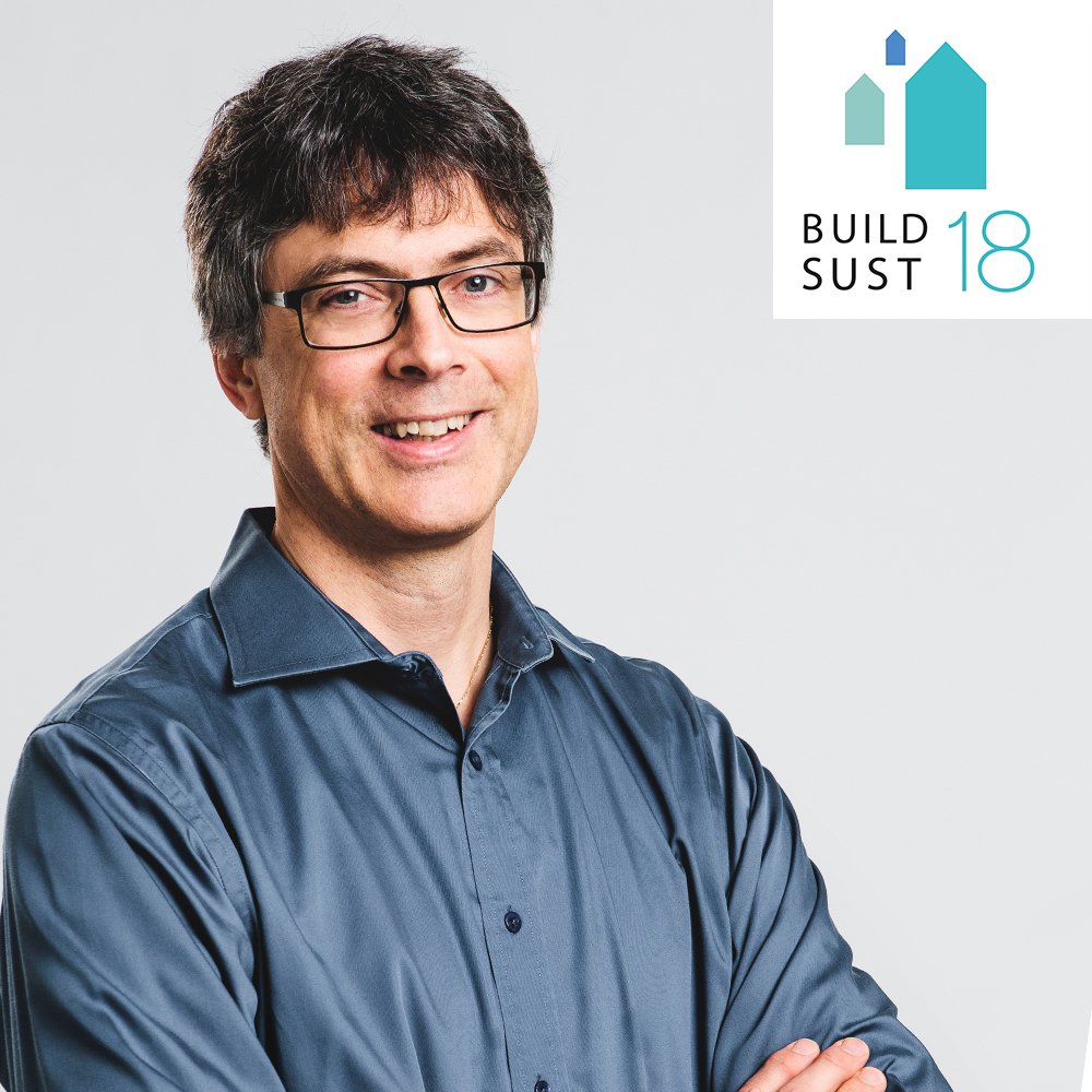 BuildSust2020's tweet image. Hur får vi med oss människor på den beteenderesa som behövs? Per Espen Stoknes delar med sig av konkreta exempel på hur vi omvandlar barriärer till möjligheter, just nu i Plenum! #buildsust18