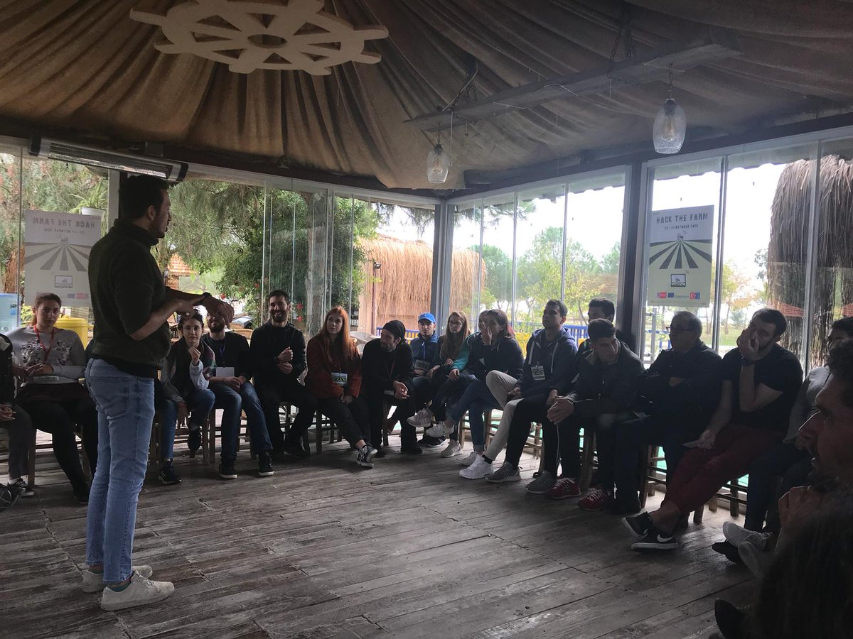 kureselcevre's tweet photo. Hack The Farm (Erasmus Plus KA1) - The Youth Exchange has started with team working activities, presentations and workshops in İzmir . Hack The Farm Projesi ekip çalışması aktiviteleri,sunumlar ve atölye çalışmaları ile İzmir'de başladı. #hackthefarm @ulusalajans @EUErasmusPlus https://t.co/ovwvw76vov