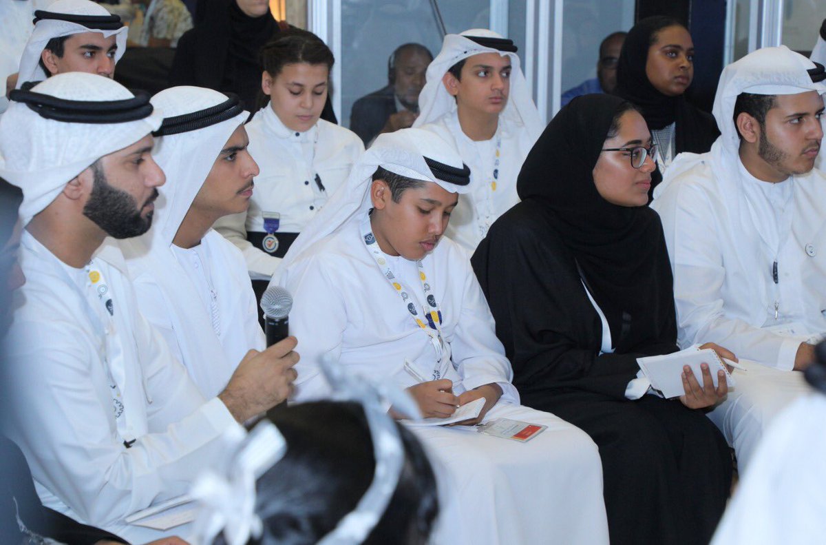 جانب من مشاركة نواب #مجلس_شورى_أطفال_الشارقة الدورة 15 في الجلسة الحوارية لأطفال وشباب الشارقة بعنوان: "توظيف الشباب في المستقبل: التحديات والتوصيات" في مؤتمر الاستثمار في المستقبل
<a href="/iifmena/">IIFMena</a>
<a href="/rqsharjah/">Rubu' Qarn  ربع قرن</a> 
<a href="/hheoshj/">المكتب التنفيذي لسمو الشيخة جواهر القاسمي</a> 
<a href="/sajaya_shj/">سجايا فتيات الشارقة</a> 
<a href="/shjyouth/">ناشئة الشارقة | Sharjah Youth</a> 
<a href="/sharjahcd/">الشارقة لتطوير القدرات</a> 
<a href="/thebigheartuae/">TheBigHeartUAE</a>