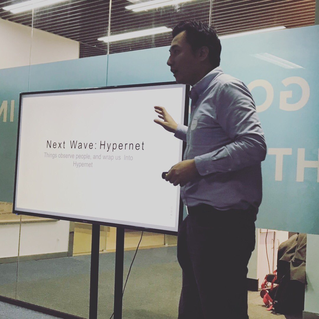 lucasrondez's tweet image. nihub Community Event #nispace #Hangzhou Very passionate and visionary speech by Qian Hao from taro.ai Next Wave #Hypernet ~ Contact us if you want to talk about the future
