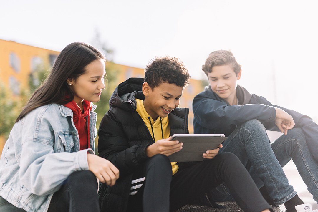 Branding images for Otava Publishing Company #azzurromodels #espoo #otava #godox

instagram.com/p/BpWt6HJBSoJ/